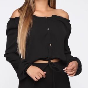 New Black Off-Shoulder Cropped Blouse